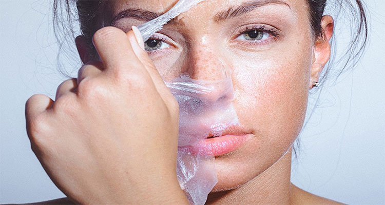 درمان تخصصی منافذ باز پوست صورت 