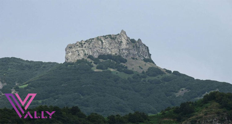 کوه اسپیناس