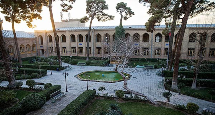 جاهای تاریخی استادن تهران 