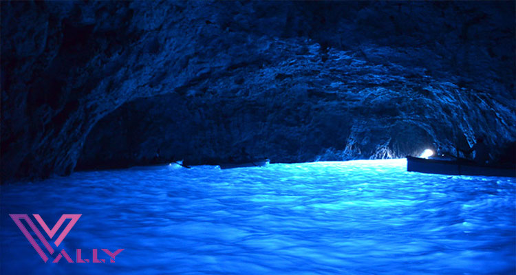 غار آبی