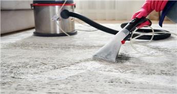 12 محلول خانگی برای از بین بردن آسان لکه فرش